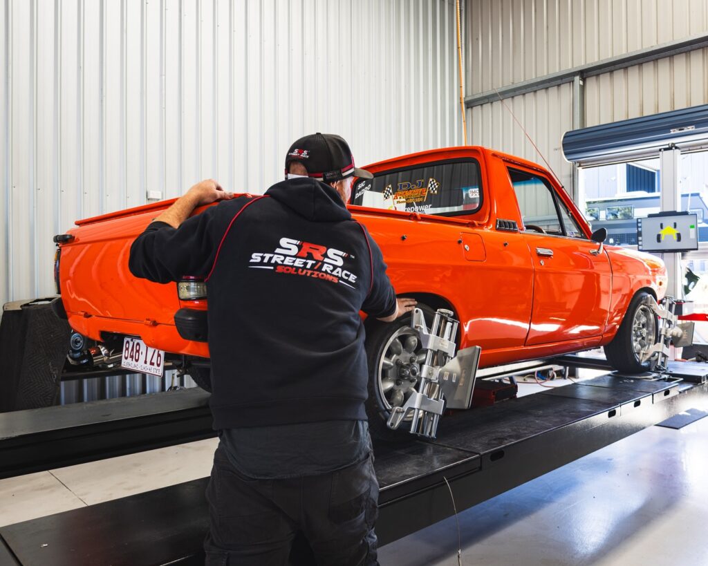 SRS Wheel & Tyre Wheel Alignment